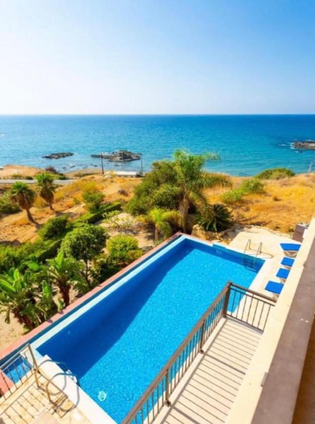 Sunset View Mermaid Villa Pomos Exterior foto