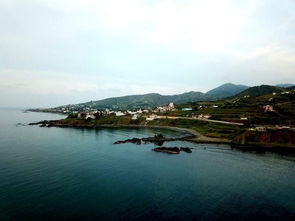 Sunset View Mermaid Villa Pomos Exterior foto